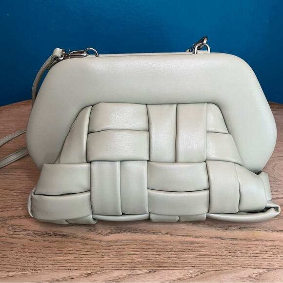 Themoire Tia Weaved Clutch Vegan Leather Puffy Crossbody Shoulder Light Green - Picture 3 of 10